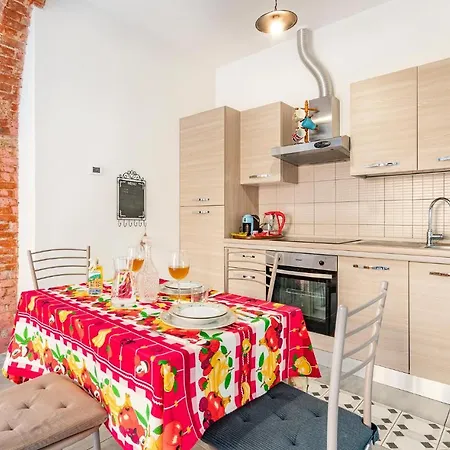 Gorgeous In With Kitchen * Λα Σπέτσια